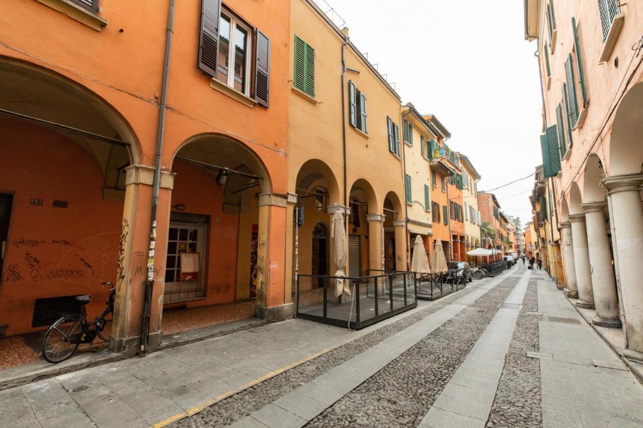 Housmart Pratello 48 Apartment Bologna Bagian luar foto
